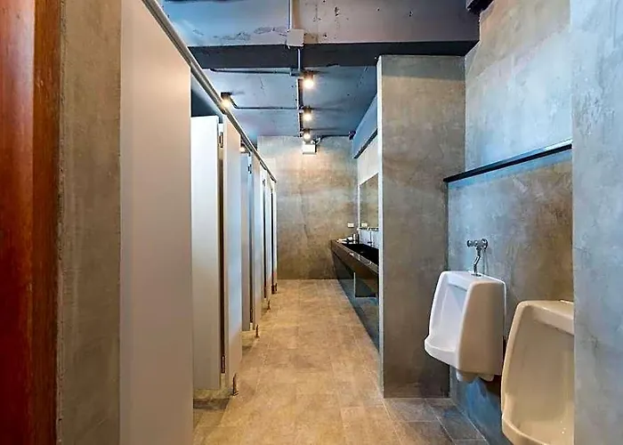Fellows House Hotel *